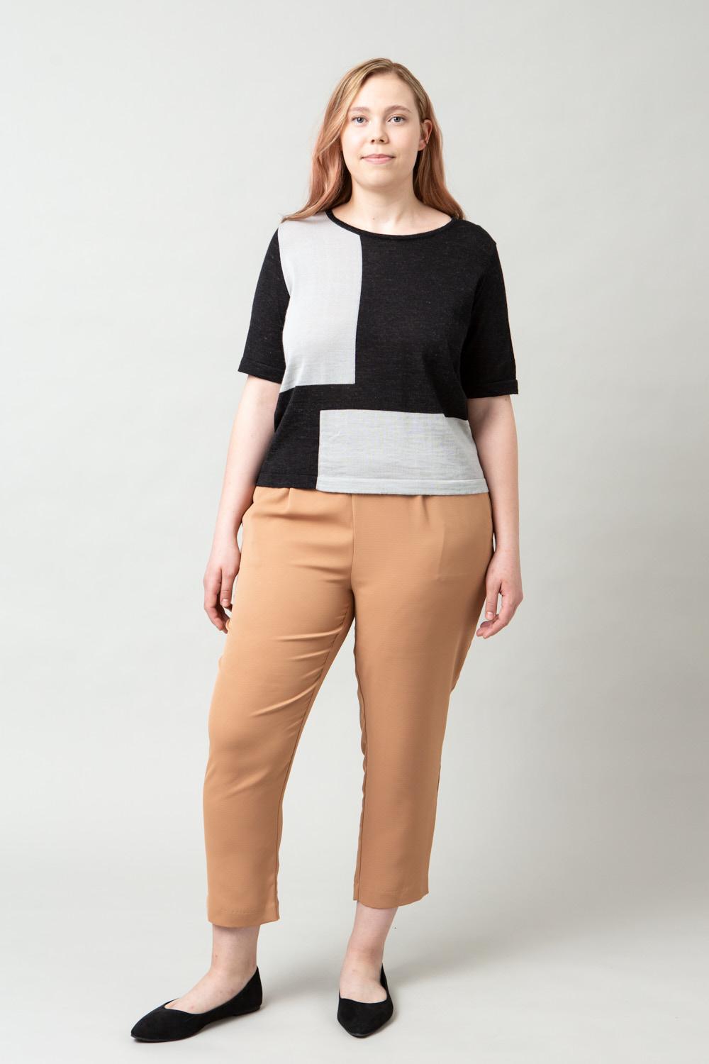 Field-lyhythihainen neulepaita, Grafiitti / Hopeapaju, XS/S, 1 LK, #6236