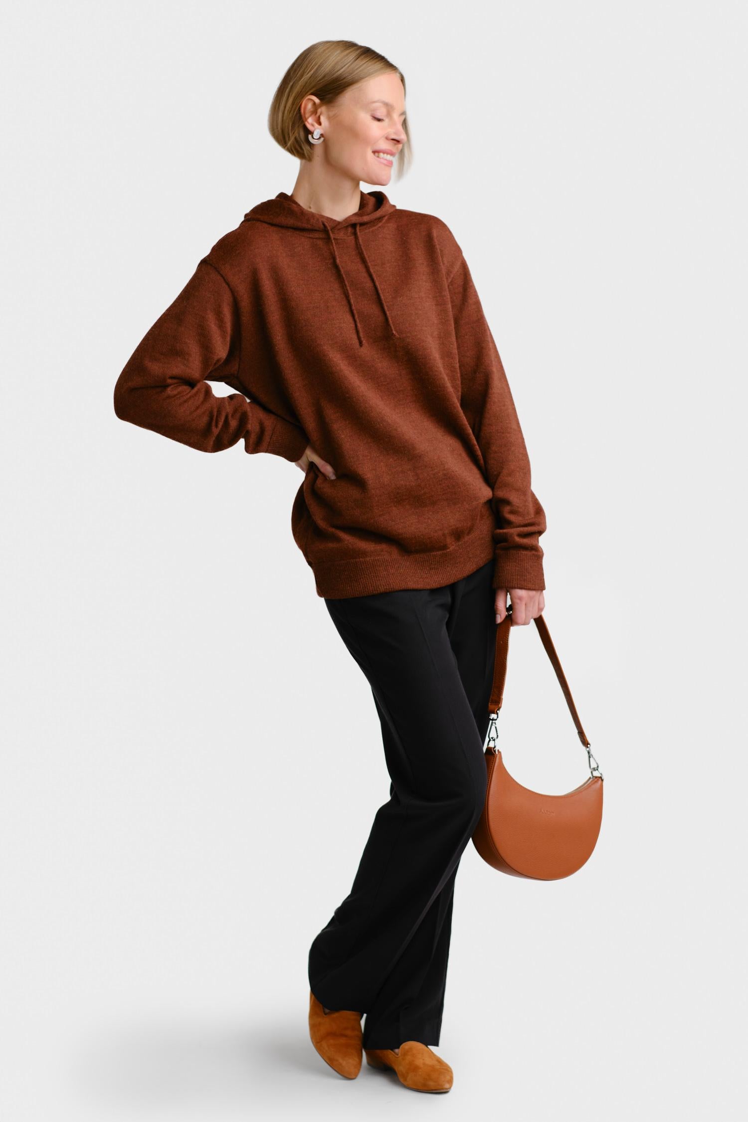 Hoodie-neulehuppari, mahonki