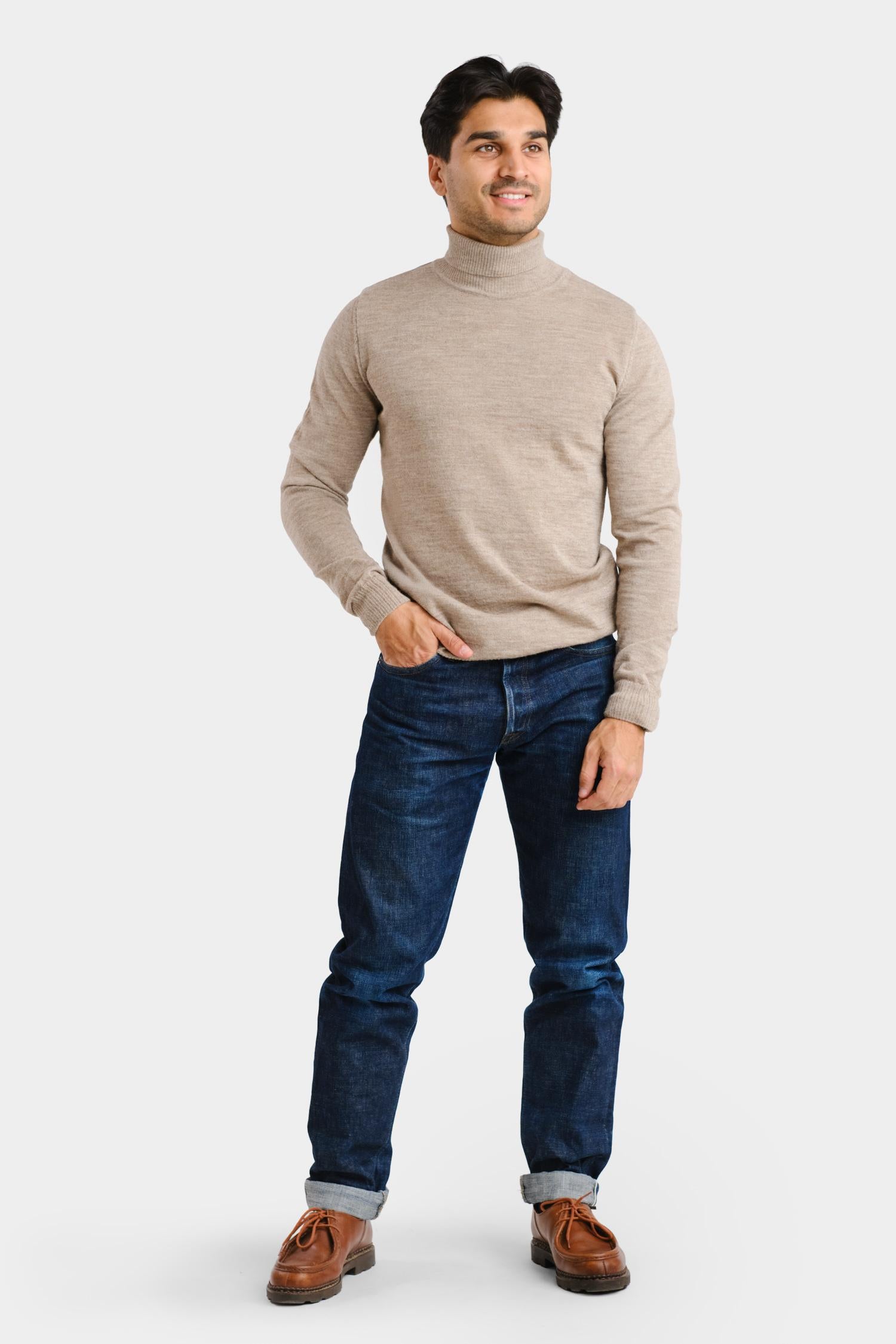 Roll Neck -pooloneule, greige