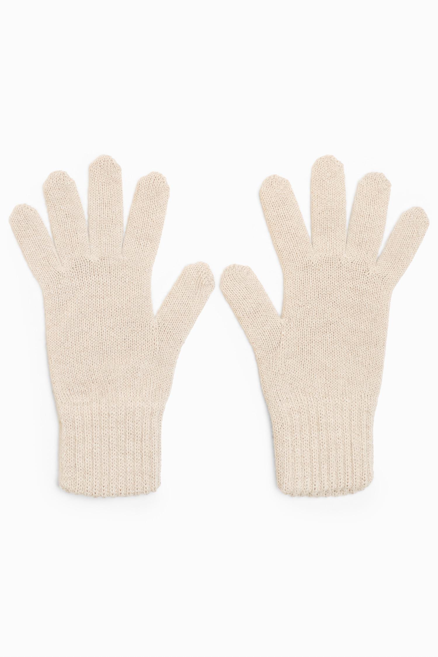 Greet-sormikkaat, beige